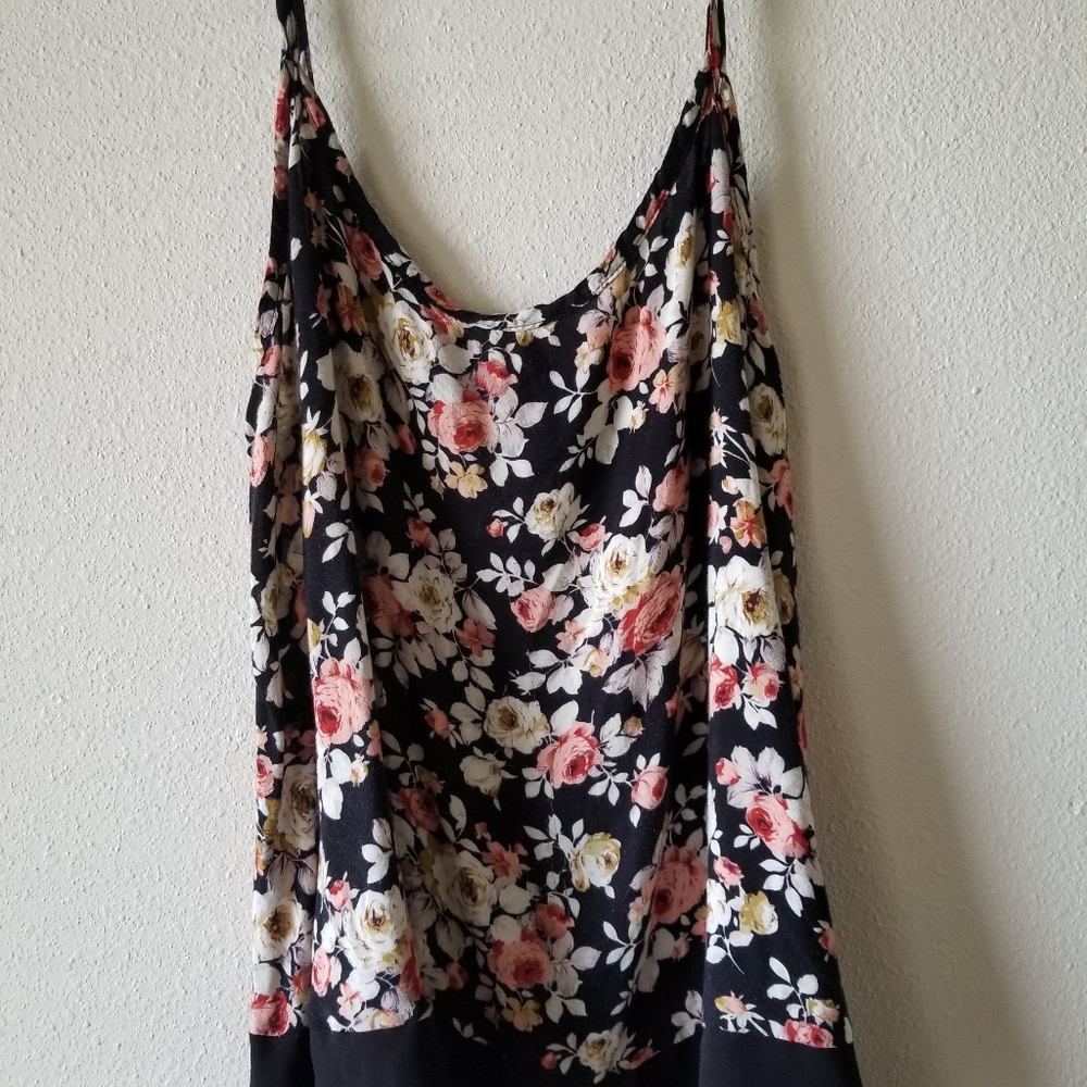 3x wetseal floral flowy tank